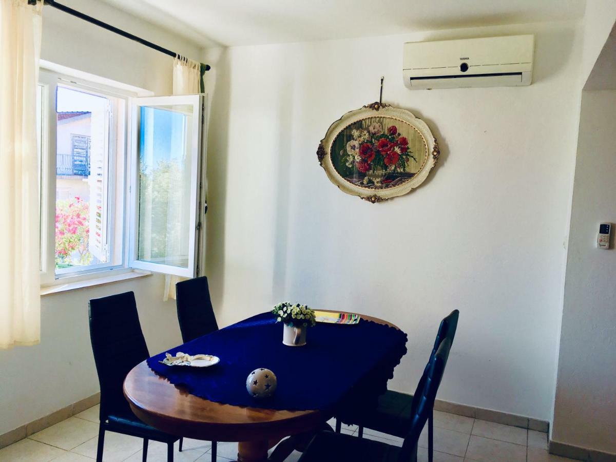 Apartmani Nina Šibenik Екстериор снимка